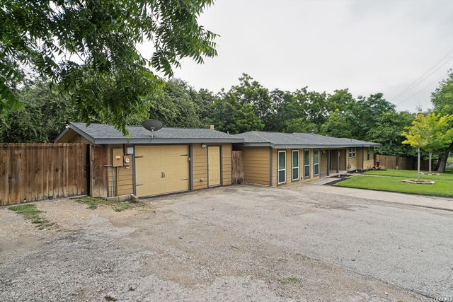 4916 Althea Dr, Leon Valley, TX 78238