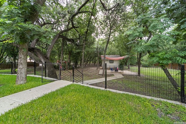 4916 Althea Dr, Leon Valley, TX 78238