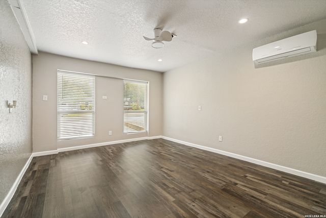4916 Althea Dr, Leon Valley, TX 78238
