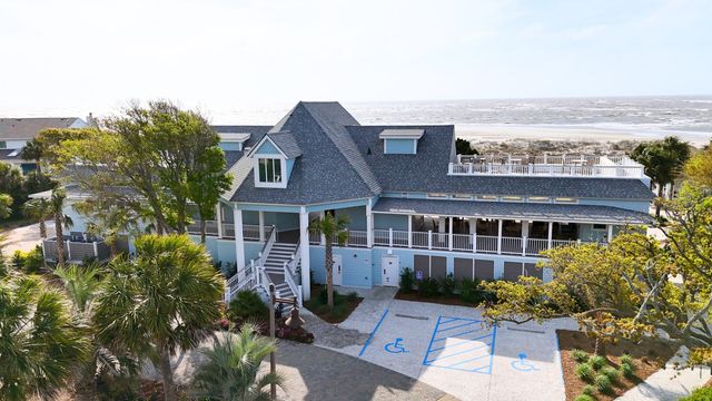 30 Fairway Dunes Lane, Isle Of Palms, SC 29451