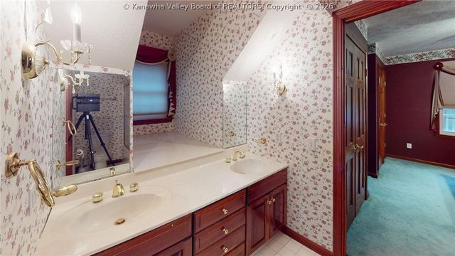 140 Morton Drive, Hamlin, WV 25523