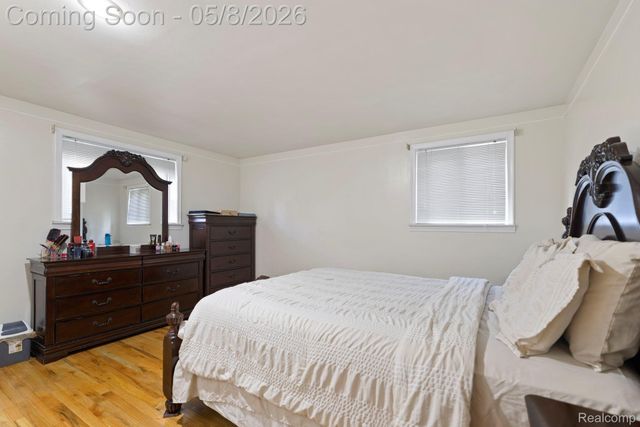 8130 Ravine Drive, Westland, MI 48185