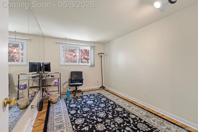 8130 Ravine Drive, Westland, MI 48185