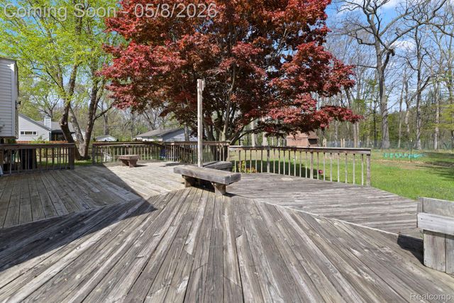 8130 Ravine Drive, Westland, MI 48185