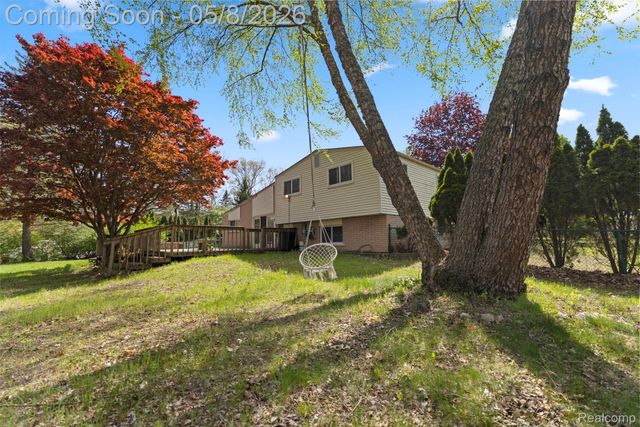 8130 Ravine Drive, Westland, MI 48185
