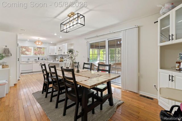 8130 Ravine Drive, Westland, MI 48185
