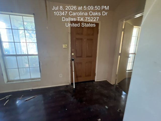 10347 Carolina Oaks Drive, Dallas, TX 75227