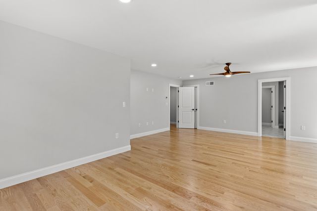 Eastman Way, Weare, NH 03281