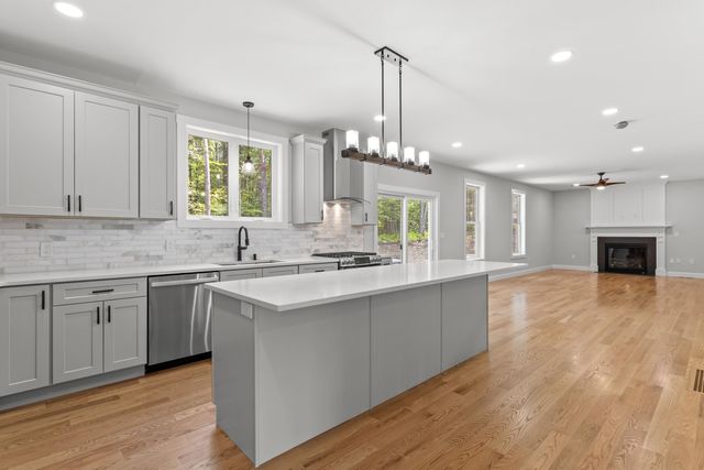 Eastman Way, Weare, NH 03281