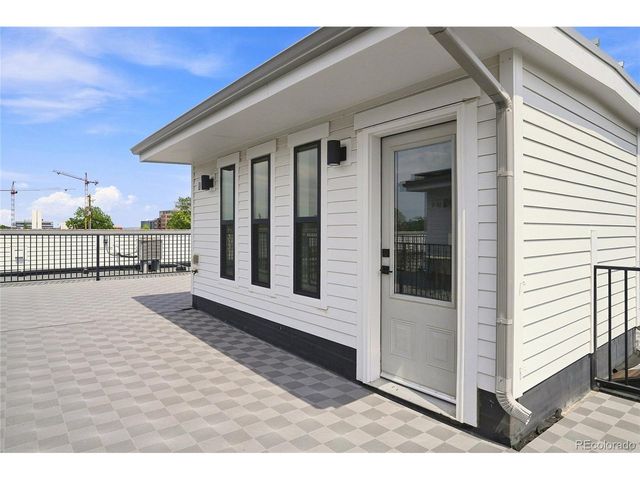 3314 Curtis St, Denver, CO 80205
