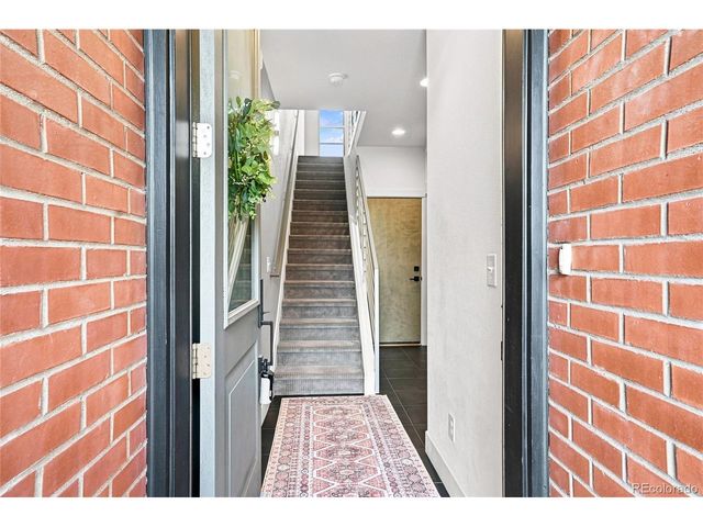 3314 Curtis St, Denver, CO 80205