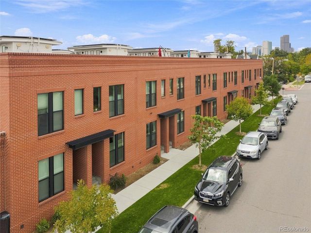 3314 Curtis St, Denver, CO 80205