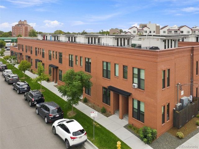 3314 Curtis St, Denver, CO 80205