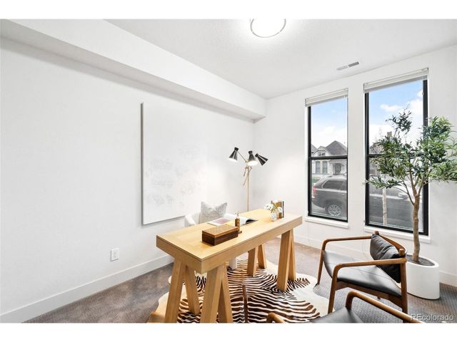 3314 Curtis St, Denver, CO 80205