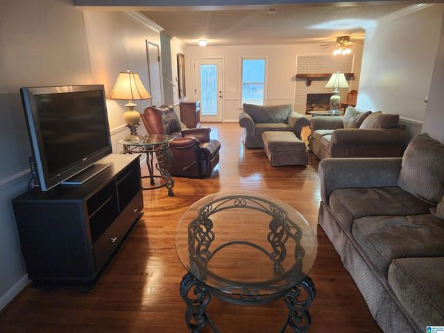 648 COVES POINT DRIVE, Riverside, AL 35135