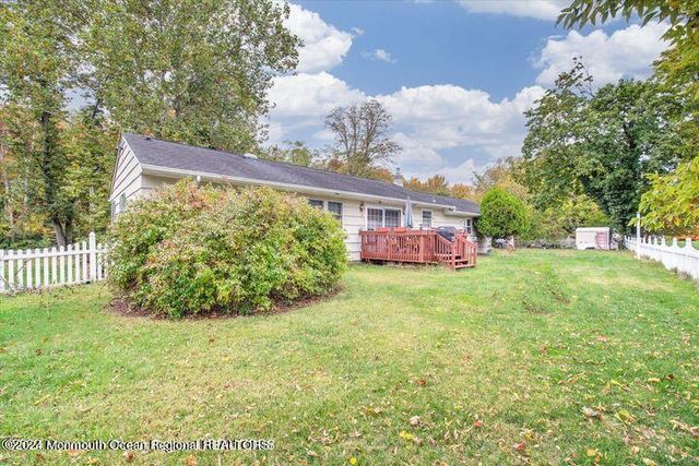 138 Freehold Road, Manalapan, NJ 07726