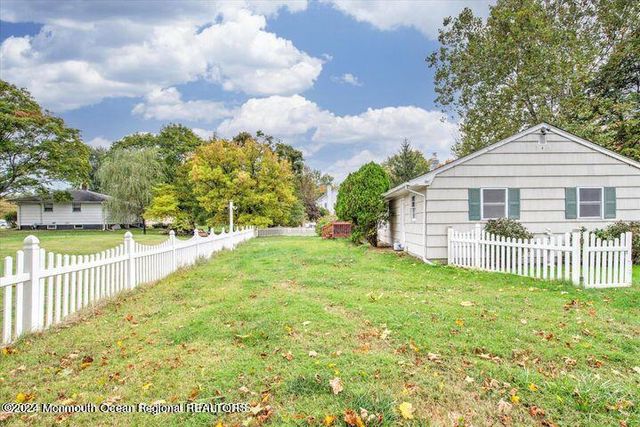138 Freehold Road, Manalapan, NJ 07726