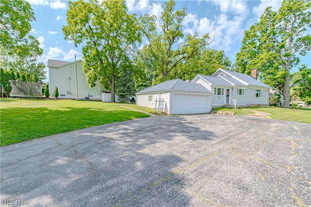 1684 Graham Road, Silver Lake, OH 44224
