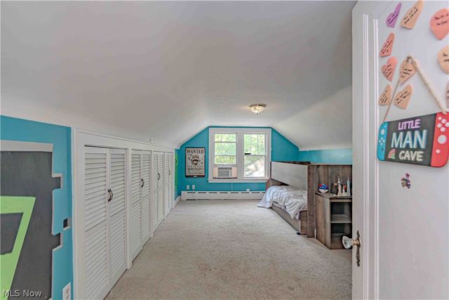 1684 Graham Road, Silver Lake, OH 44224