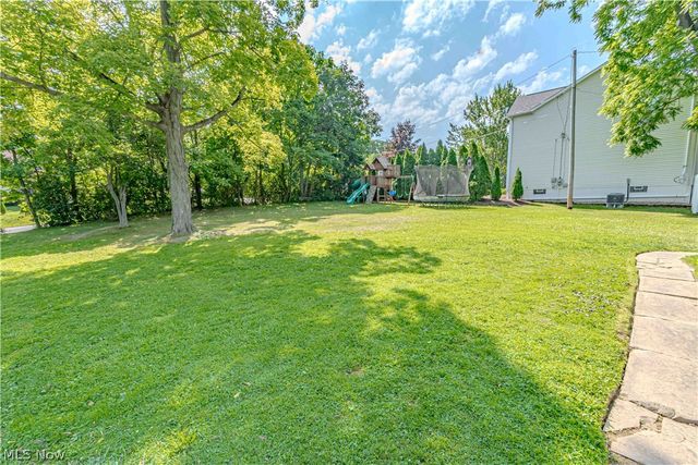 1684 Graham Road, Silver Lake, OH 44224