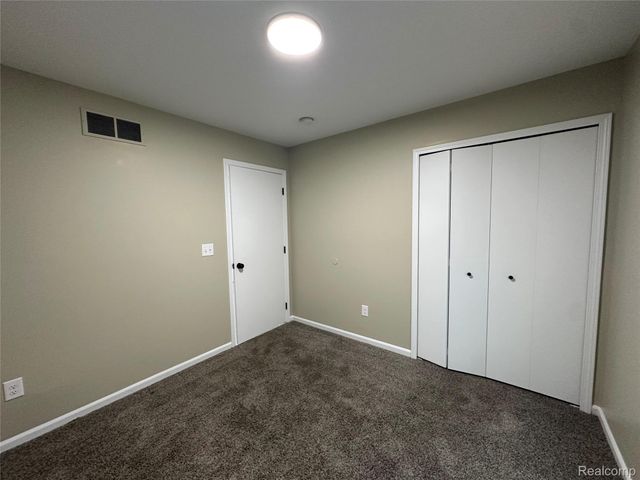 35786 Walden Court, New Baltimore, MI 48047