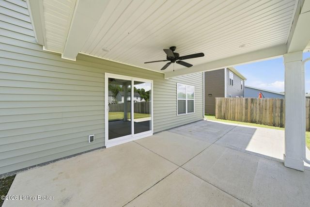 11004 Meadow Run Rd, Louisville, KY 40229
