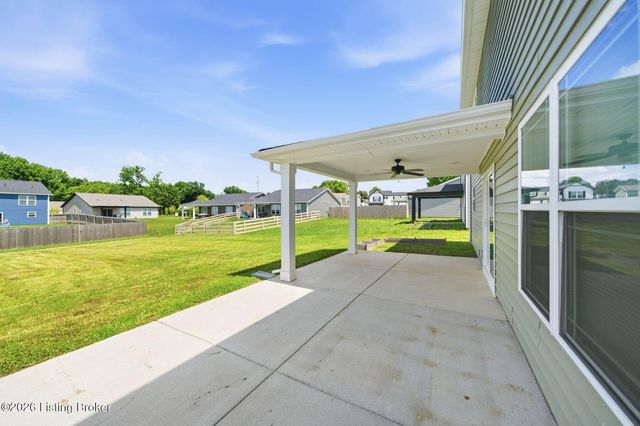 11004 Meadow Run Rd, Louisville, KY 40229