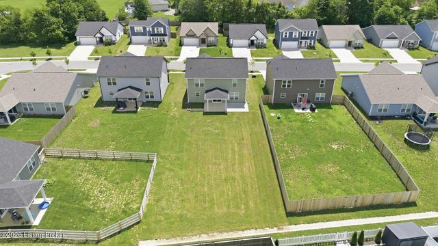 11004 Meadow Run Rd, Louisville, KY 40229