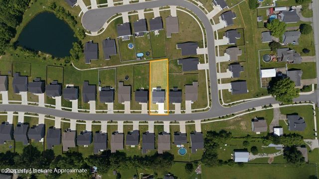11004 Meadow Run Rd, Louisville, KY 40229