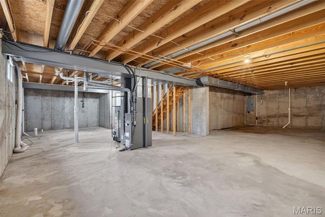 1916 Briarfield Drive, Lake St Louis, MO 63367