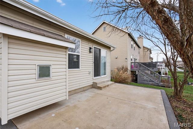 1916 Briarfield Drive, Lake St Louis, MO 63367