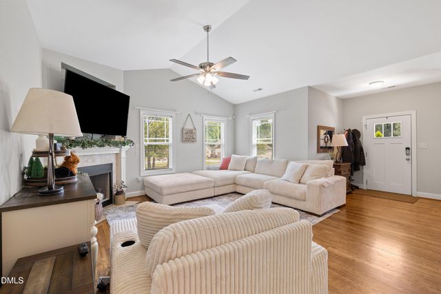 548 Brazil Nut Lane, Smithfield, NC 27577
