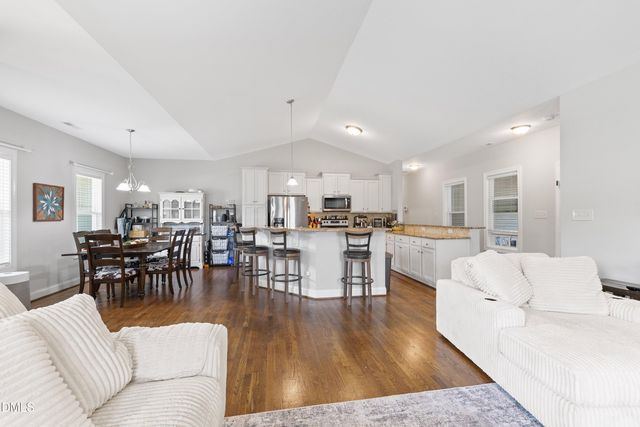 548 Brazil Nut Lane, Smithfield, NC 27577