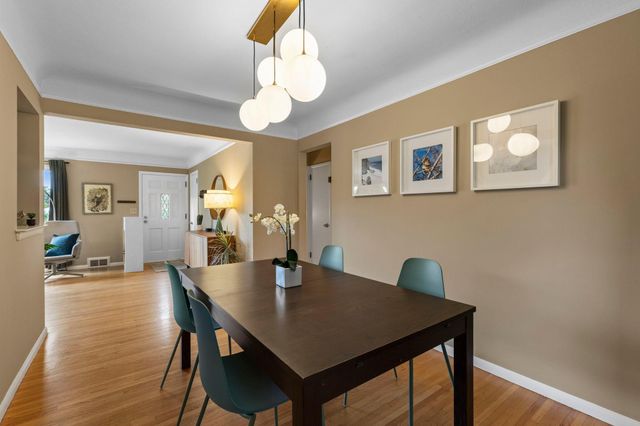 3722 Rhode Island Avenue S, Saint Louis Park, MN 55426