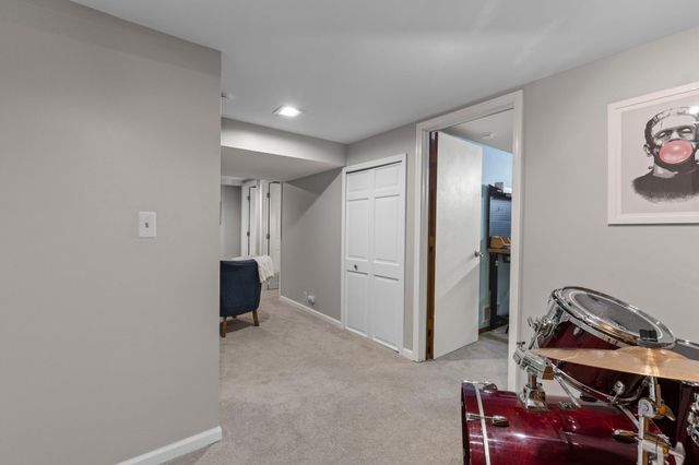 3722 Rhode Island Avenue S, Saint Louis Park, MN 55426