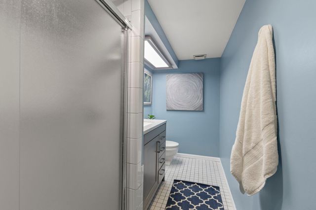 3722 Rhode Island Avenue S, Saint Louis Park, MN 55426