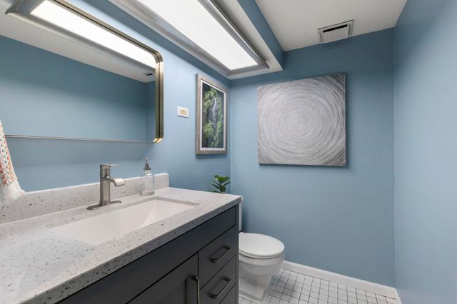3722 Rhode Island Avenue S, Saint Louis Park, MN 55426