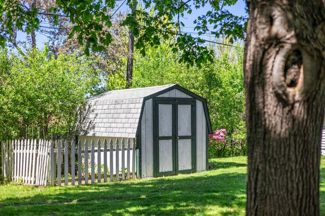 3722 Rhode Island Avenue S, Saint Louis Park, MN 55426