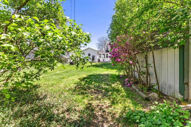 3722 Rhode Island Avenue S, Saint Louis Park, MN 55426