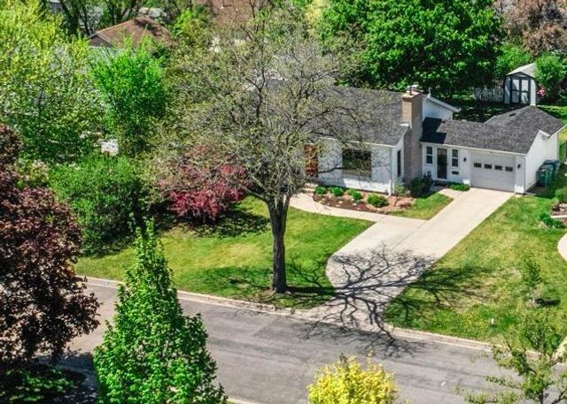 3722 Rhode Island Avenue S, Saint Louis Park, MN 55426