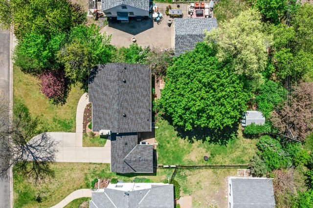 3722 Rhode Island Avenue S, Saint Louis Park, MN 55426