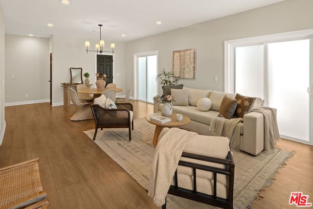 5922 Barton Avenue, Los Angeles, CA 90038
