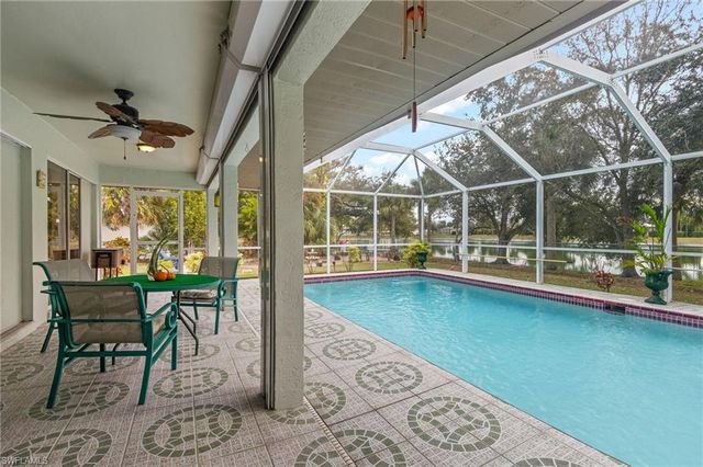 1814 SW 18th TER, Cape Coral, FL 33991