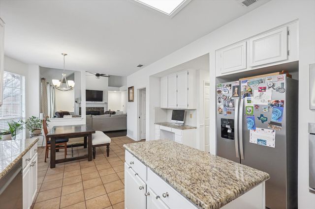 6204 Parkstone Way, Dallas, TX 75249
