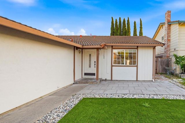 8398 Cypress Court, Dublin, CA 94568
