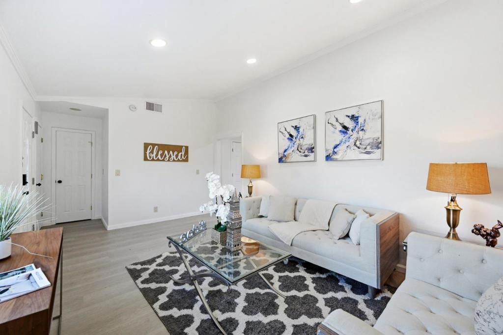 Image 7 of property listing at 8398 Cypress Court, Dublin, CA 94568