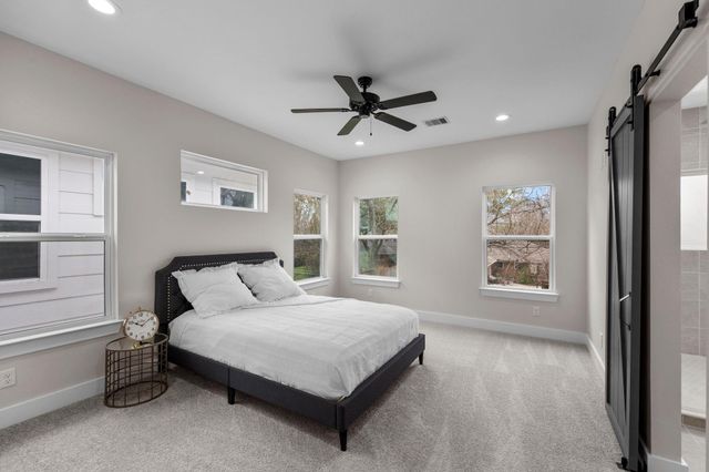 209 E 43rd Street, Houston, TX 77018