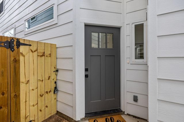 209 E 43rd Street, Houston, TX 77018