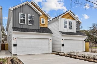 209 E 43rd Street, Houston, TX 77018