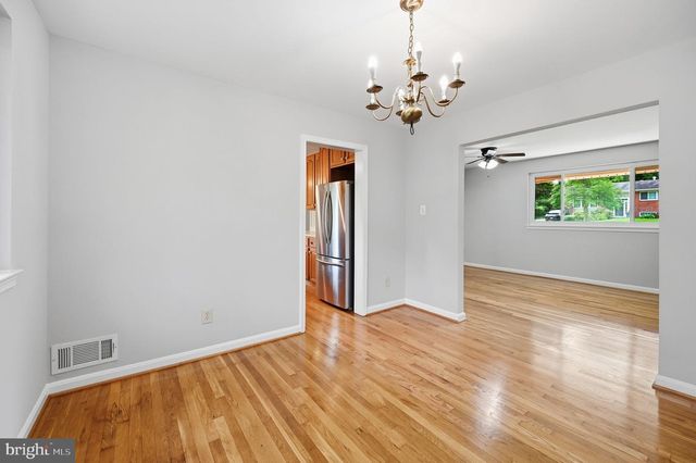 8608 PARLIAMENT DR, Springfield, VA 22151